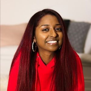 Meet your Posher, Sumayya